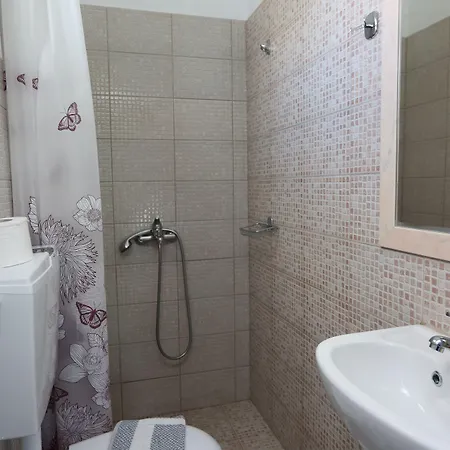 Hotel Kastro *